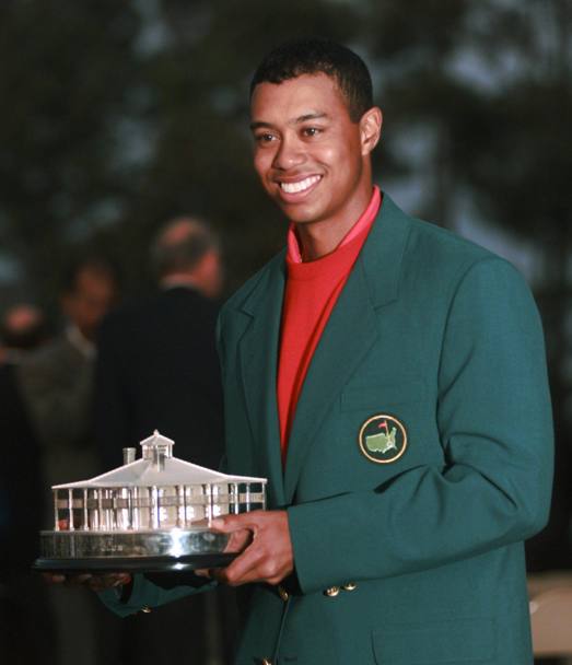 Il primo significativo, grande successo di Tiger, nell’aprile del 1997, quando si aggiudica il primo Masters (Reuters)